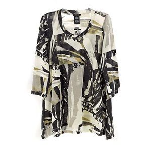 Premise Multi Graphic 3/4 sleeve tunic NWT